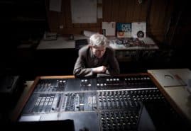 TOUCH THE SOUND – „15 CORNERS OF THE WORLD” BY ZUZANNA SOLAKIEWICZ