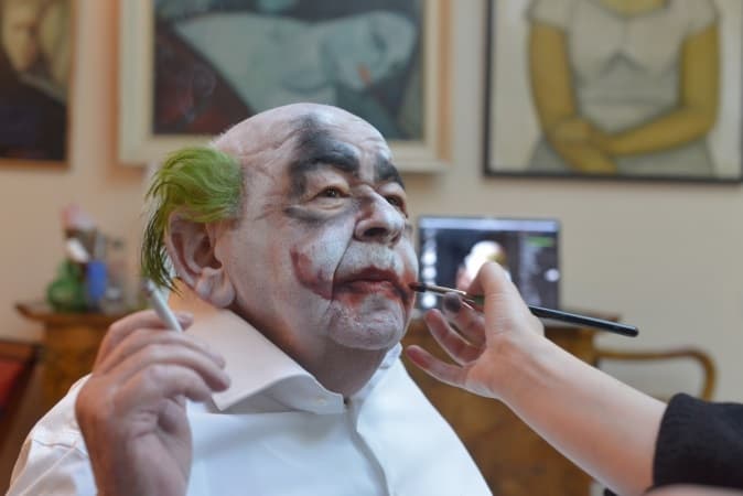 THE ULTIMATE JOKER