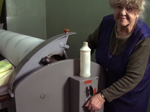 A MANGLE PRESS