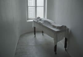 WHITE ROOM, dir. 